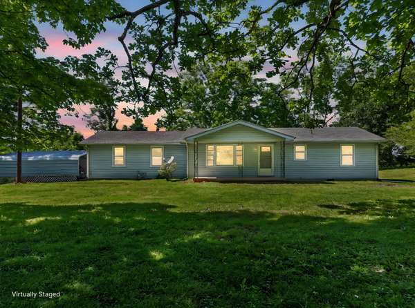5979 Highway 100, Bon Aqua, TN 37025