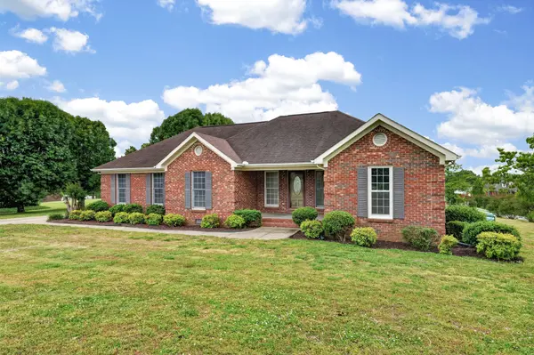 31 Eastridge Rd, Fayetteville, TN 37334