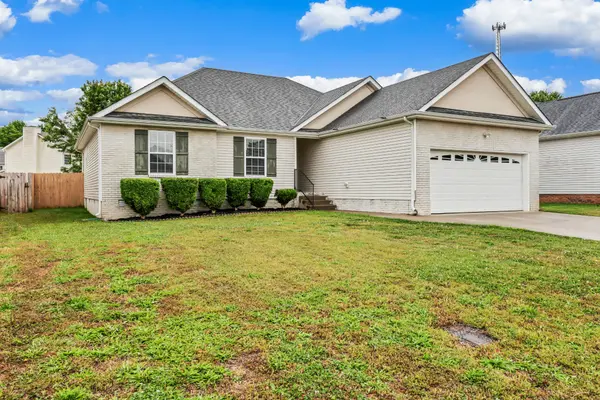 2625 Arthurs Ct, Clarksville, TN 37040
