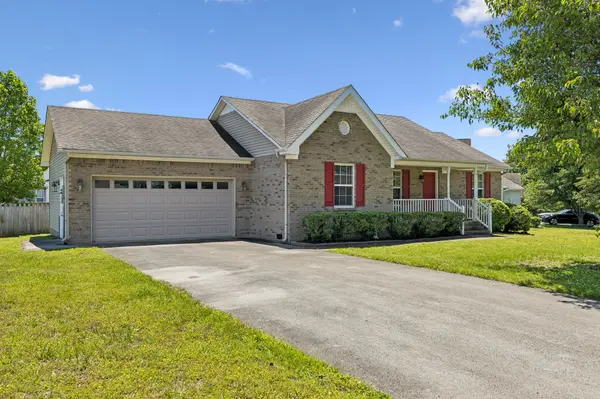 1921 Littleton Ct,  Columbia,  TN 38401
