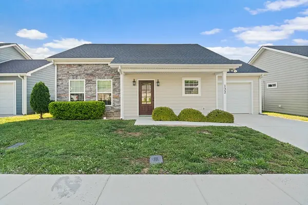 122 Nichols Dr,  Woodbury,  TN 37190