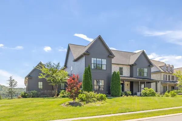 6594 Windmill Dr, College Grove, TN 37046