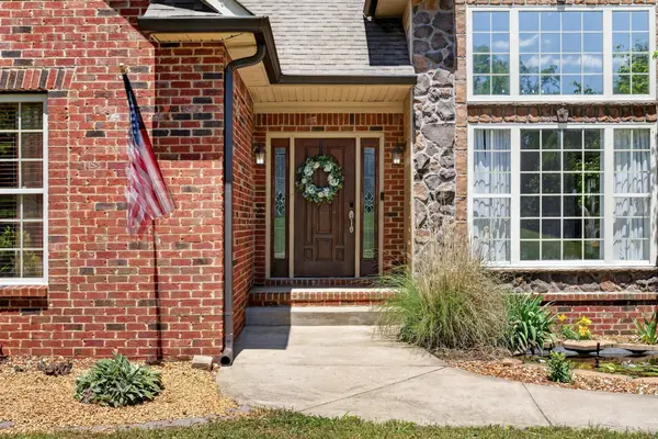 3663 Prestwicke Pl, Adams, TN 37010