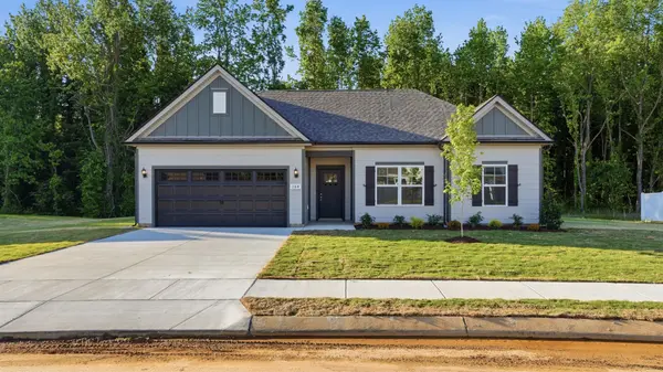 164 Stillwater Way, Tullahoma, TN 37388
