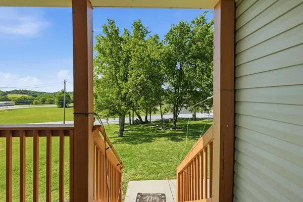 112 Fairview Ave, Cornersville, TN 37047
