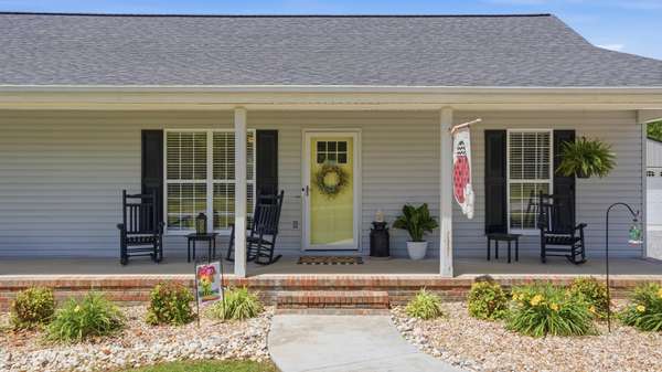 23 Smokey Cir, Petersburg, TN 37144