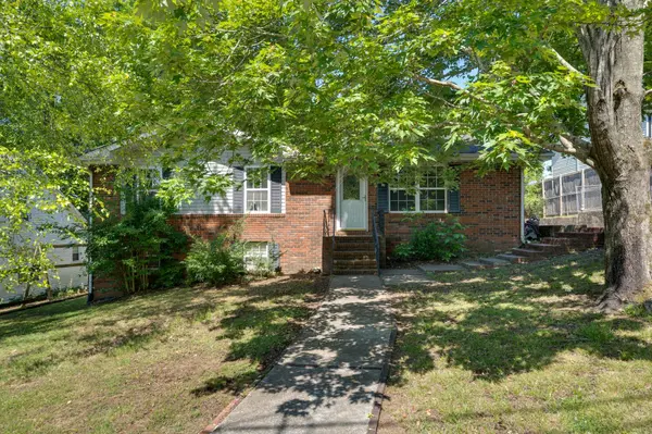 117 Vivian Ln, Carthage, TN 37030