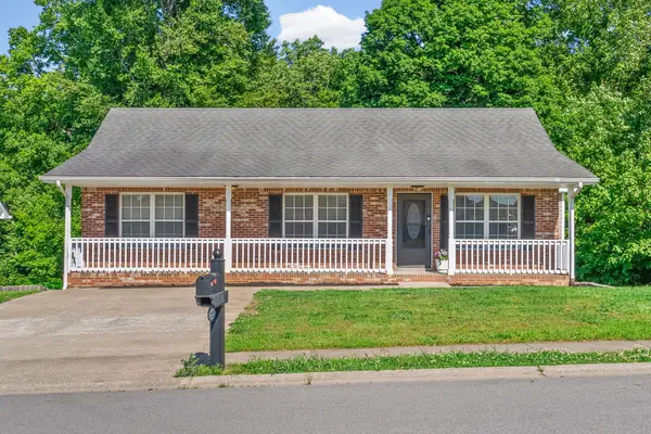 2712 Cider Dr, Clarksville, TN 37040
