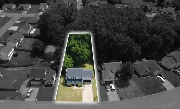 3795 McAllister Dr, Clarksville, TN 37042