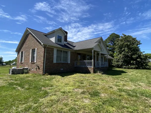 312 Corbin St, Summertown, TN 38483