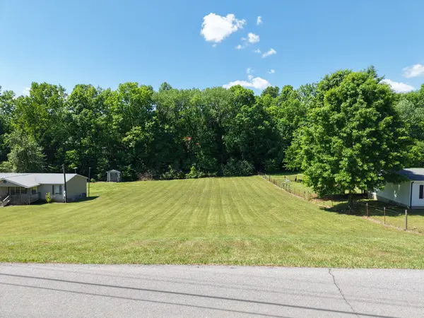 0 Briarwood Dr, Charlotte, TN 37036