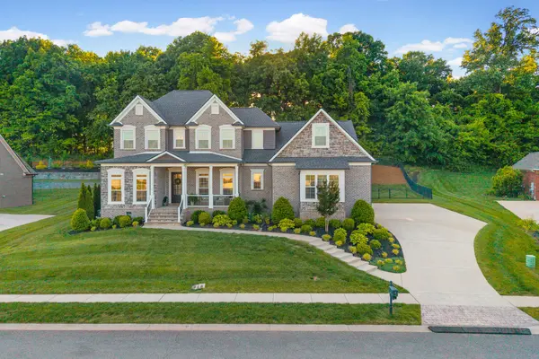 1432 Collins View Way, Clarksville, TN 37043