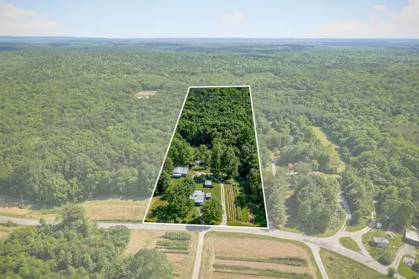 1720 Besstown Rd, Beersheba Springs, TN 37305