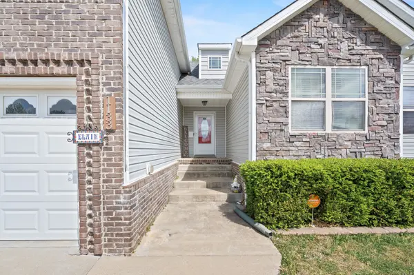 1133 Ishee Dr, Clarksville, TN 37042