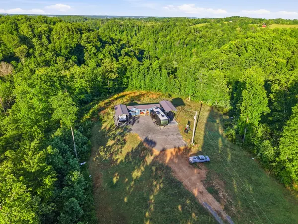 161 Chestnut Ln, Gainesboro, TN 38562