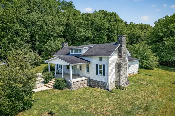 914 Wartrace Hwy, Pleasant Shade, TN 37145