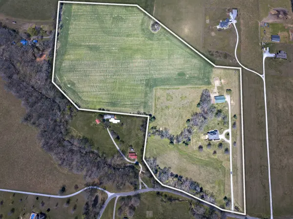 0 Drake Rd, Cedar Hill, TN 37032