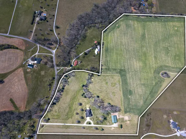 0 Drake Rd, Cedar Hill, TN 37032