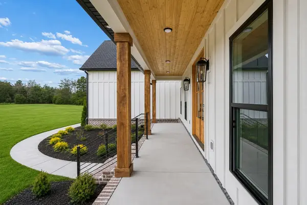 9665 McKee Rd, Lascassas, TN 37085