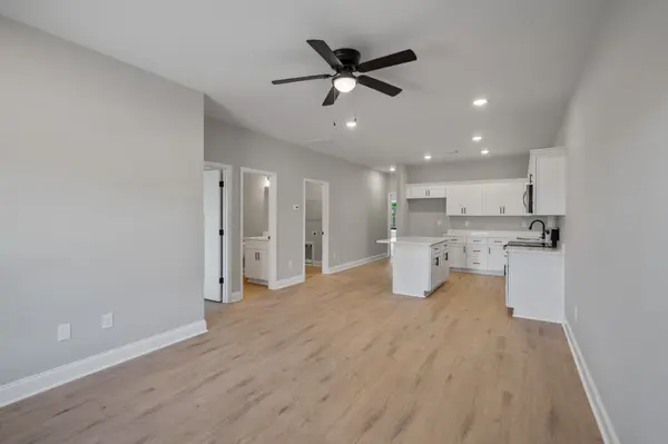 80 Stone Gate Lane, Hartsville, TN 37074