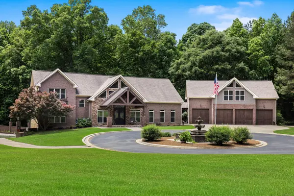 241 Richter Dr, Bethlehem, GA 30620