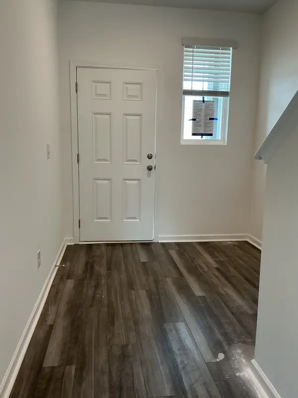 225 Darlington Drive, Dickson, TN 37055