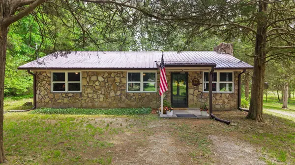 200 Warren Lane, Decatur, TN 37322