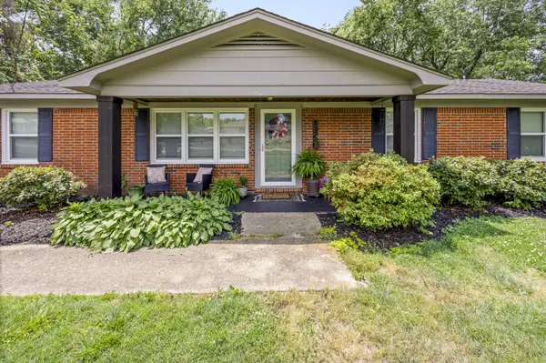 112 Bel Aire Dr, Winchester, TN 37398