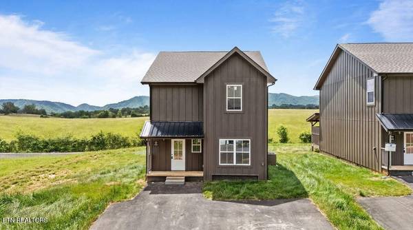 972 LACY CT, Sevierville, TN 37862