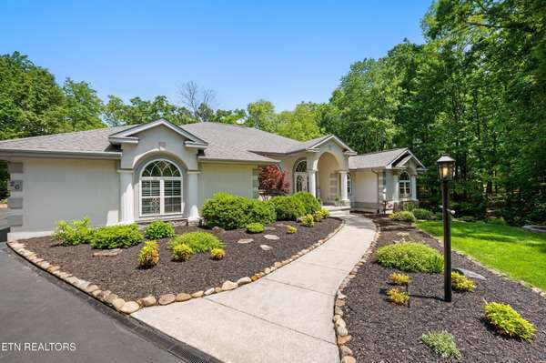 26 Bent Oak Lane, Crossville, TN 38558
