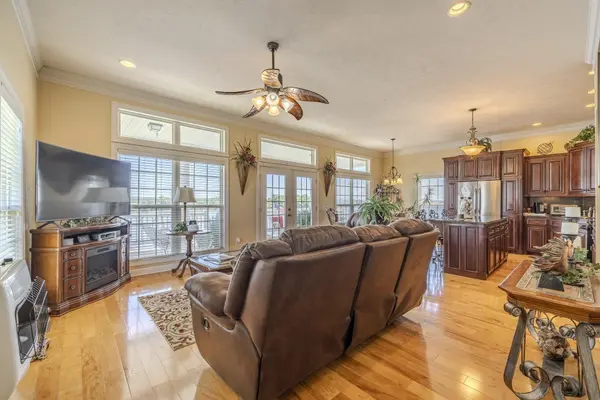 320 SILVER WATER LN, Counce, TN 38326