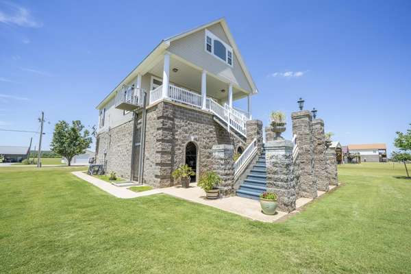 320 SILVER WATER LN, Counce, TN 38326