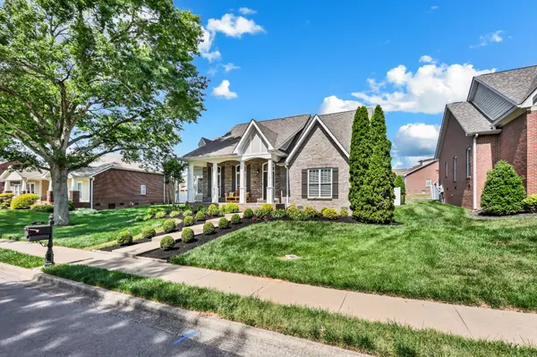 464 Pond Apple Rd, Clarksville, TN 37043