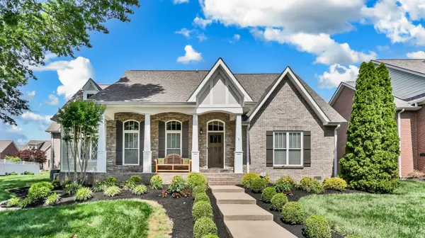 464 Pond Apple Rd, Clarksville, TN 37043