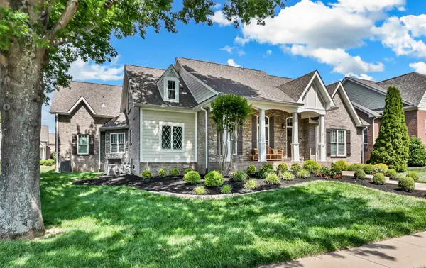 464 Pond Apple Rd, Clarksville, TN 37043