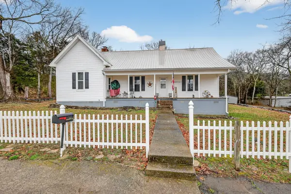 5815 Bradyville Rd, Bradyville, TN 37026