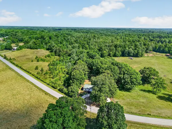 1883 Browntown Rd, Sparta, TN 38583