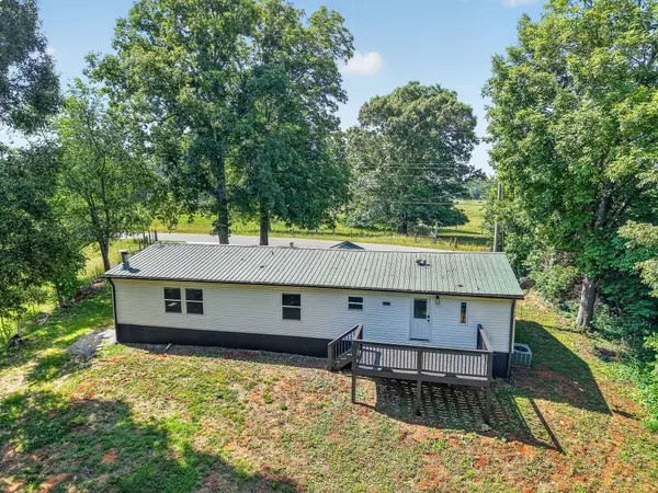 1883 Browntown Rd, Sparta, TN 38583