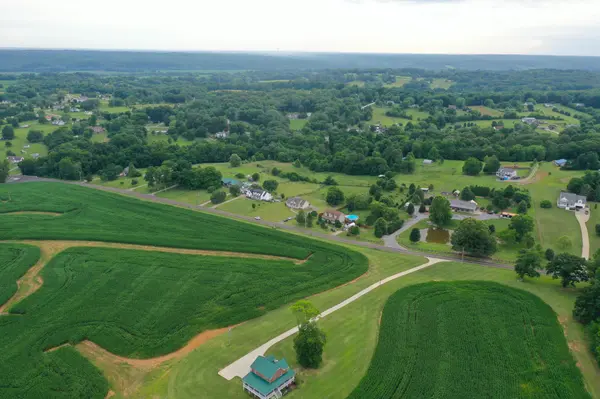 2195 Chester Harris Rd, Woodlawn, TN 37191