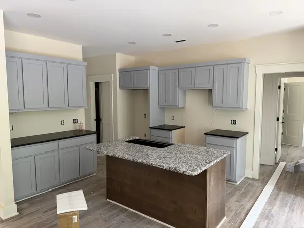 272 Caldwell Dr, Estill Springs, TN 37330