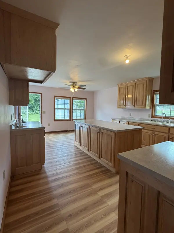 499 Belew Dr, Lawrenceburg, TN 38464