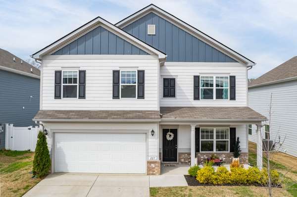 227 Stonewall Dr, Columbia, TN 38401
