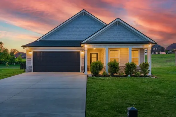 333 Frontier Dr, Clarksville, TN 37043