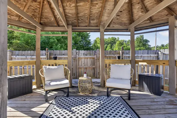 102 Oak Springs Ln, Rickman, TN 38580