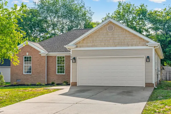 104 Daven Dr, Hopkinsville, KY 42240