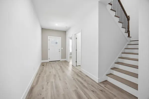 8906 Silver Maple Drive, Ooltewah, TN 37363