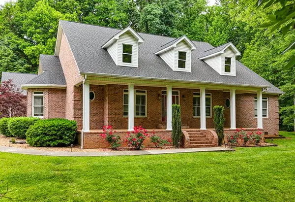 2410 Breckenridge Street, Athens, TN 37303