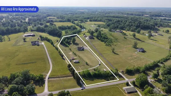 1631A Rock Bridge Rd, Bethpage, TN 37022