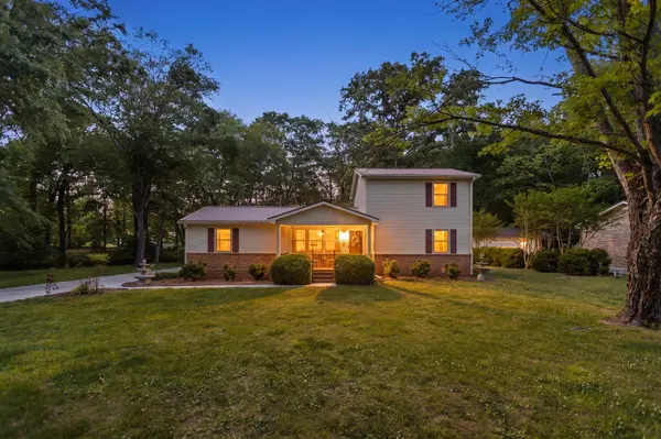 206 Inglewood Dr, Tullahoma, TN 37388