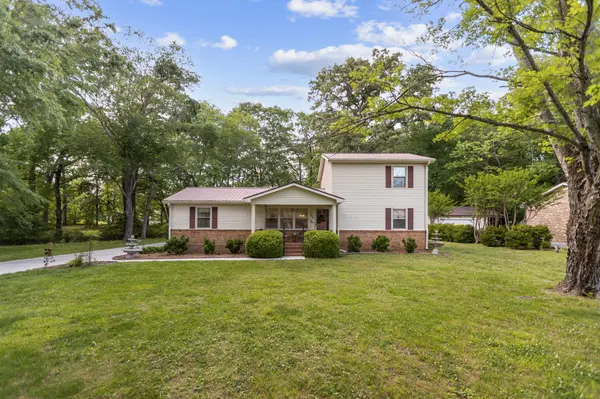 206 Inglewood Dr, Tullahoma, TN 37388